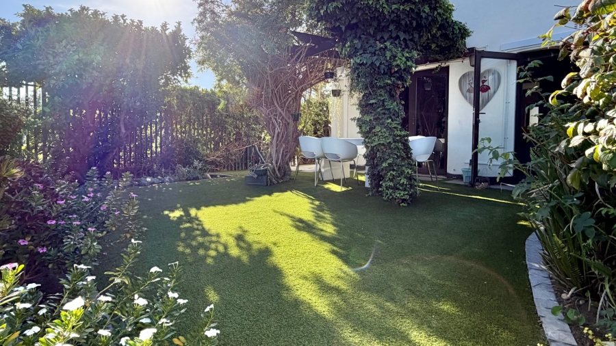 To Let 3 Bedroom Property for Rent in Longdown Western Cape